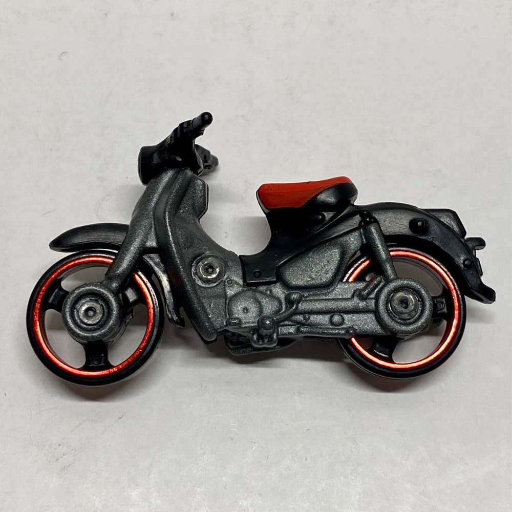 Hot Wheels Honda Super Cub 169/250 HW Factory Fresh 8/10 Loose Diecast 1/64 2022